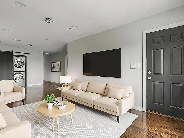 6540 S Maryland Ave #3 — Photo 5