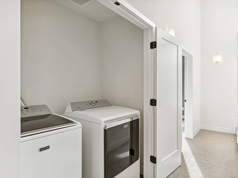 2345 N Decatur St — Photo 10