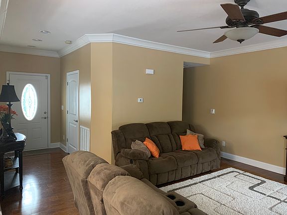 Living room & front entrance