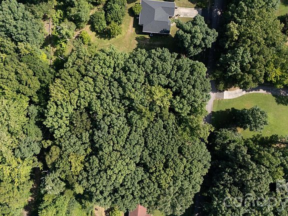 4th image of 1865 Plyler Rd