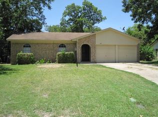 408 Arlington St, Mansfield, TX 76063