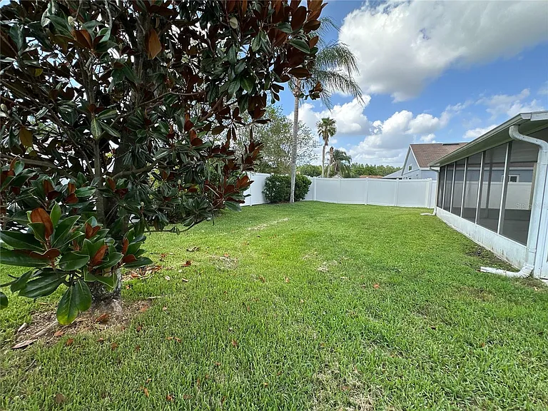 30747 Burleigh Dr — Photo 35