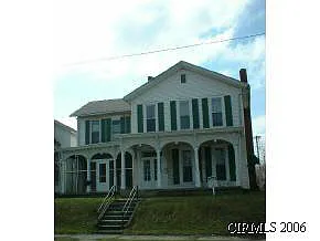 1411 E Market St photo 1