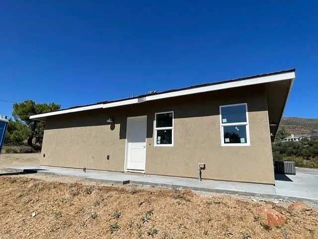 3117 Holly Rd — Photo 10