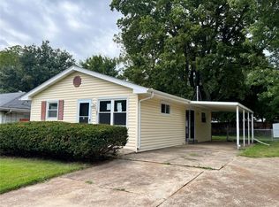 51 Bascom Dr, Saint Louis, MO