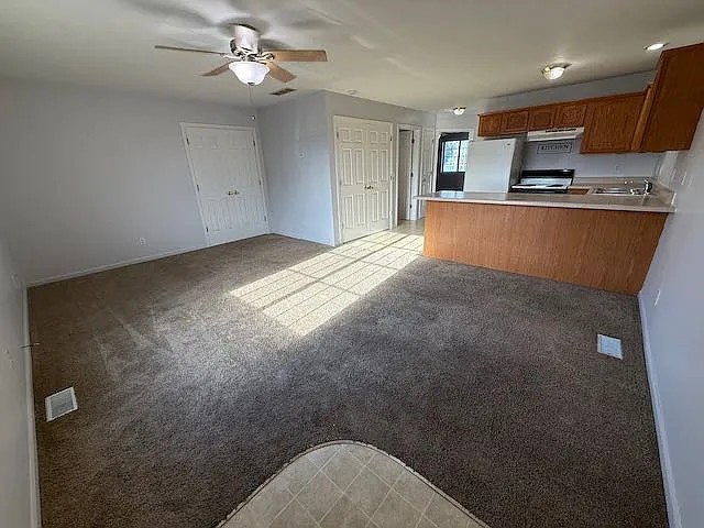 Main Street Apartments - 125 — Photo 2