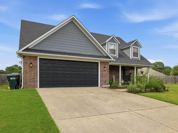 4610 Fugitt St, Conway, AR 72034