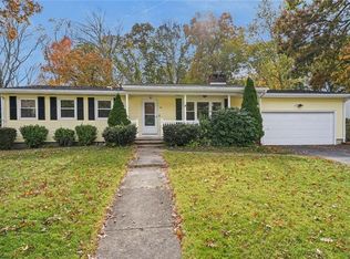 56 Cindy Ln, Warwick, RI 02886