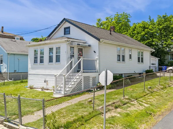 61 Sunnyside St, Hyde Park, MA 02136