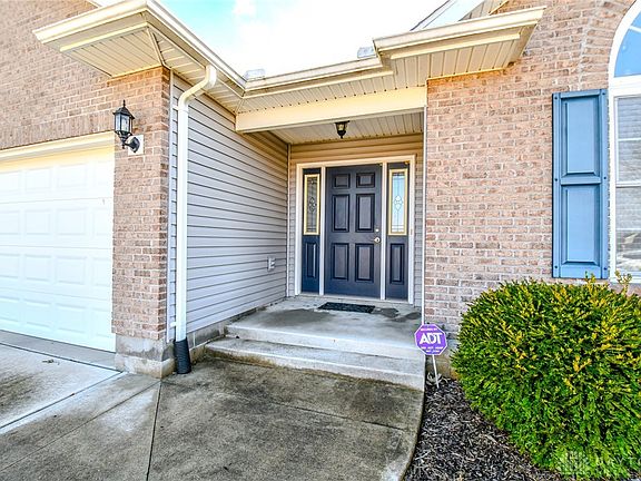 2nd image of 9825 Augusta Ln