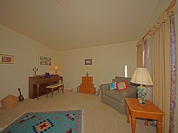 3rd image of 2642 W Brandy Crest Dr