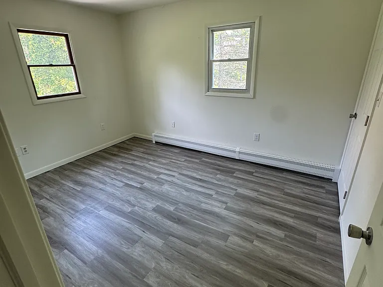 477 Bodnick St — Photo 3