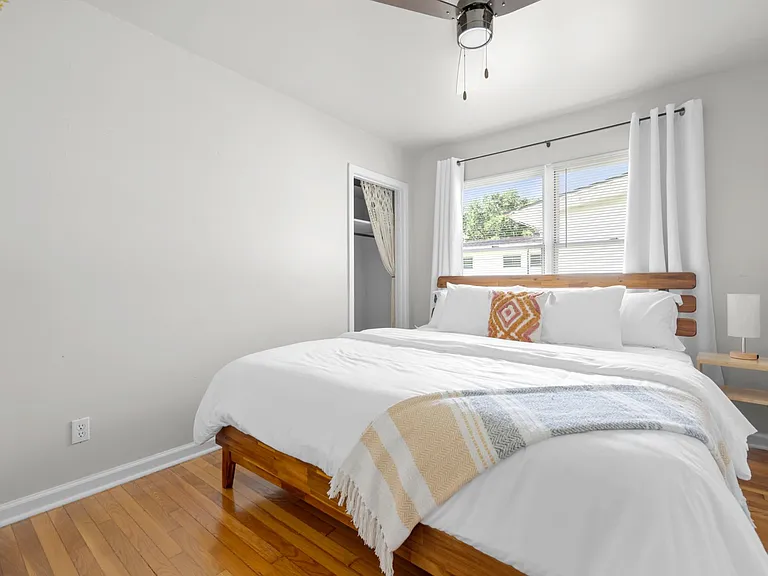 318 Aberdeen Ave — Photo 5
