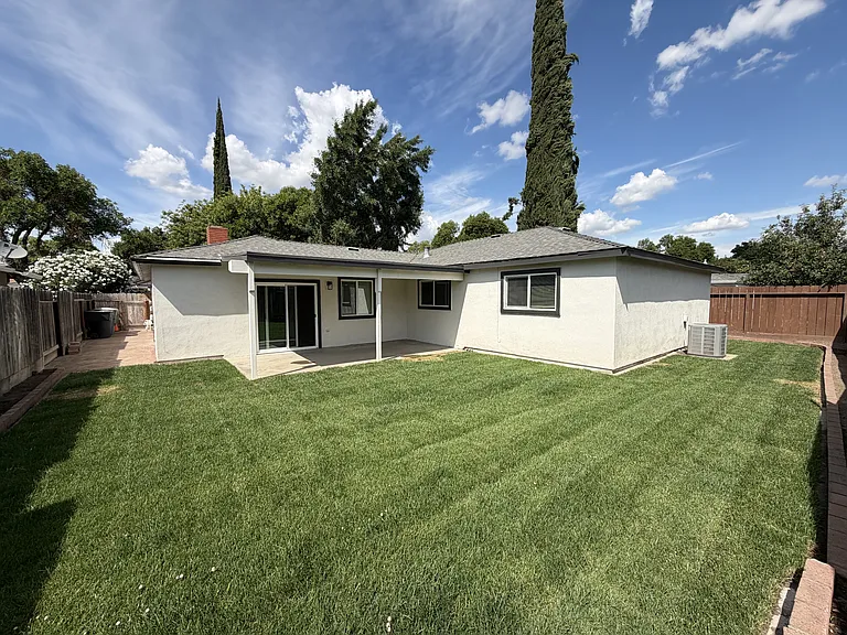2616 Casita Dr — Photo 11