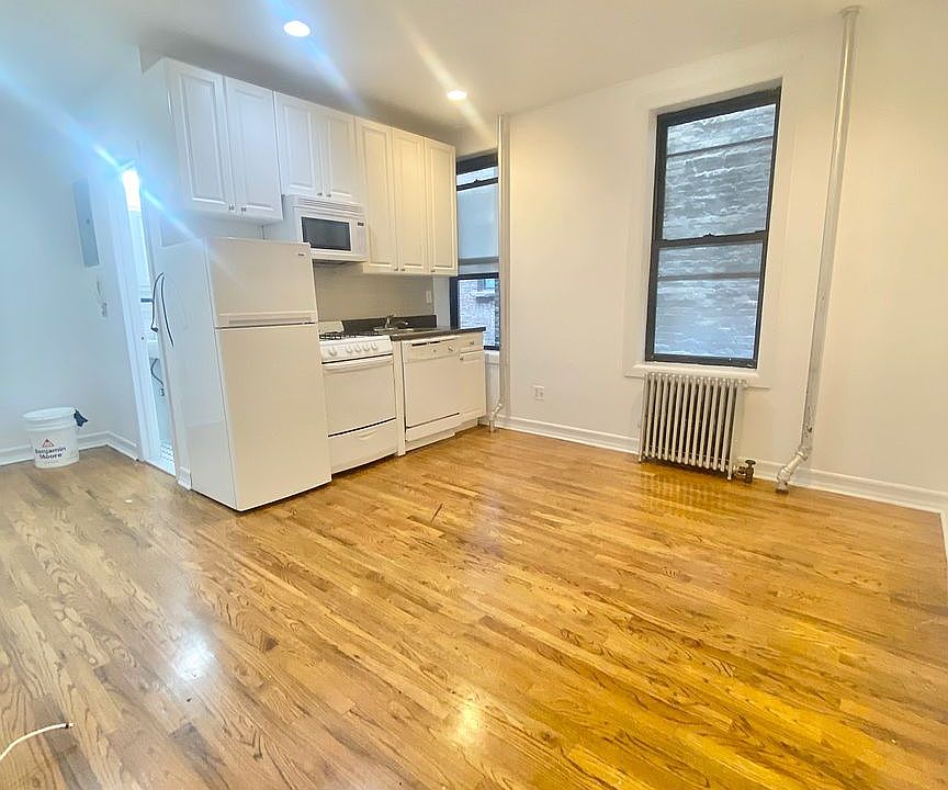 1st image of 413 E 70th St #5C