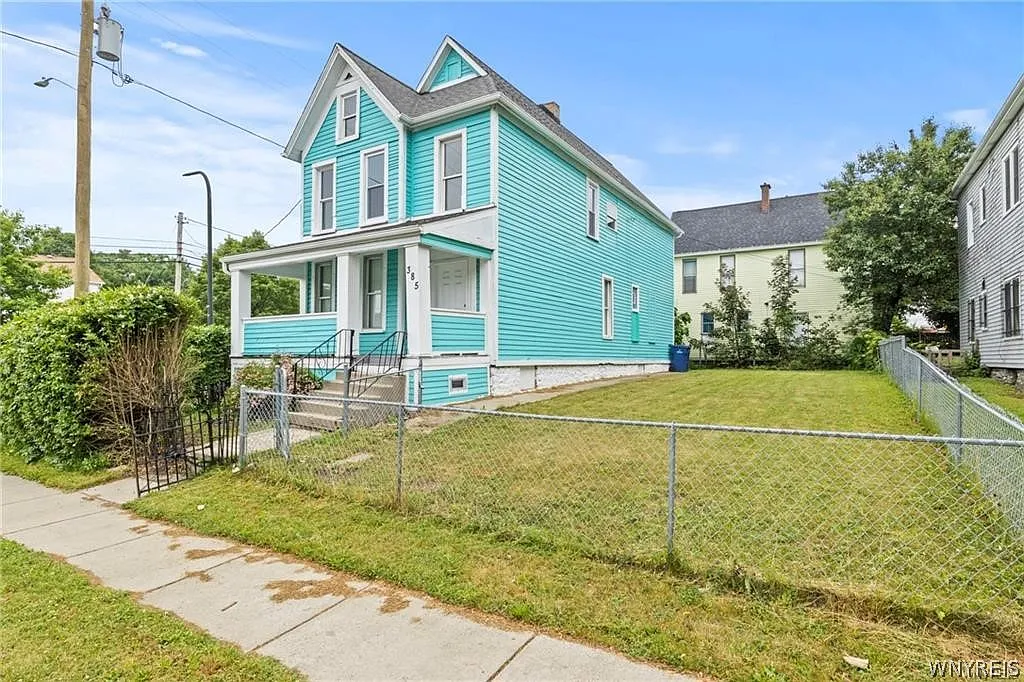 Building Photo - 385 7th St #LOWER