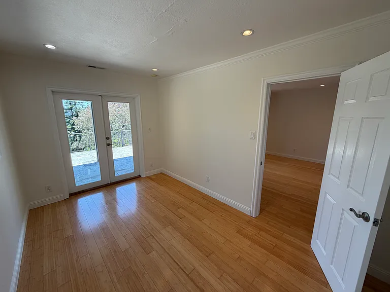 1320 El Curtola Blvd #A — Photo 11