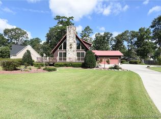 3076 Westminster Rd, Lumberton, NC 28360