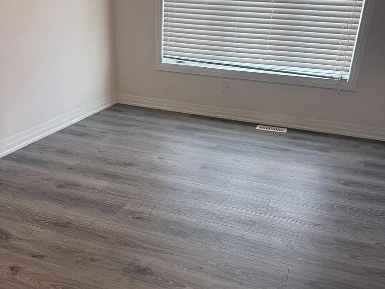 42 Ambereen Pl E — Photo 40