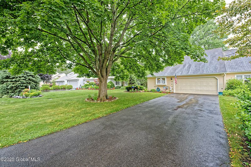 4th image of 100 Brightonwood Road