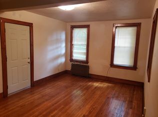 Suncrest Court, Poughkeepsie, NY 12601