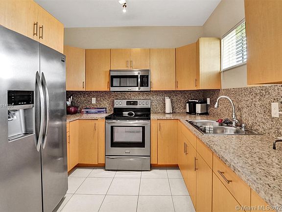 5th image of 3451 NW 213th St