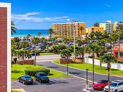 5575 Gulf Blvd #421 Photo 1