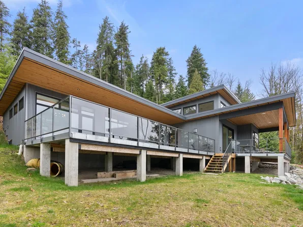 103 Witherby Rd, Sunshine Coast, BC V0N 1V6