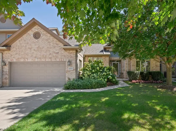 5313 Commonwealth Ave #5313, Western Springs, IL 60558