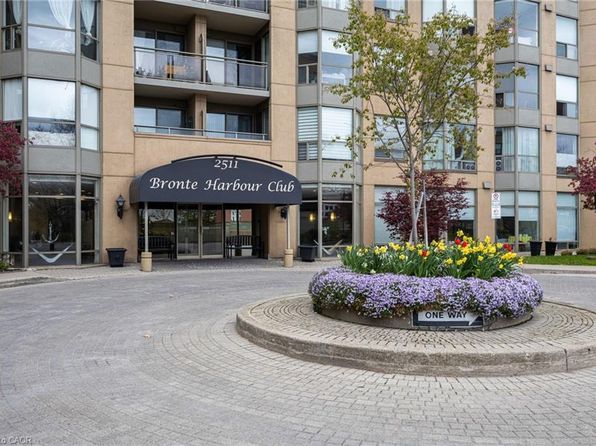 2511 Lakeshore Rd W #311, Oakville, ON L6L 6L9