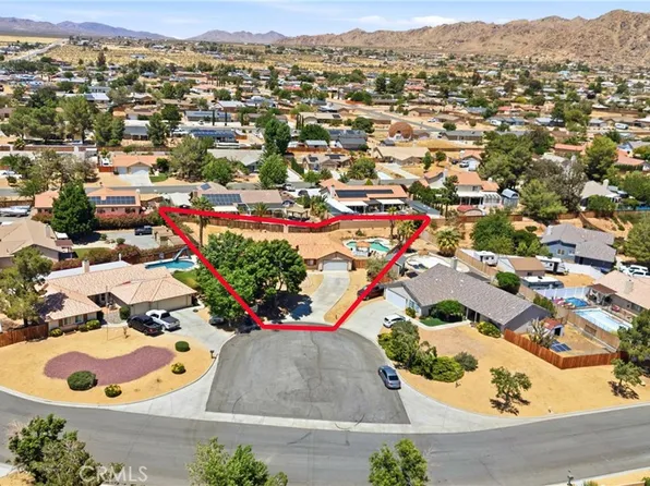 16433 Pauhaska Rd, Apple Valley, CA 92307