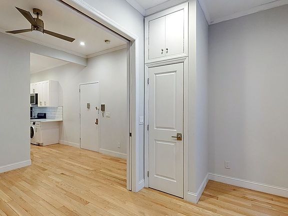 5th image of 315 E 57th St #1AB