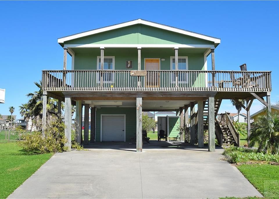 1st image of 946 Yucca Dr #157
