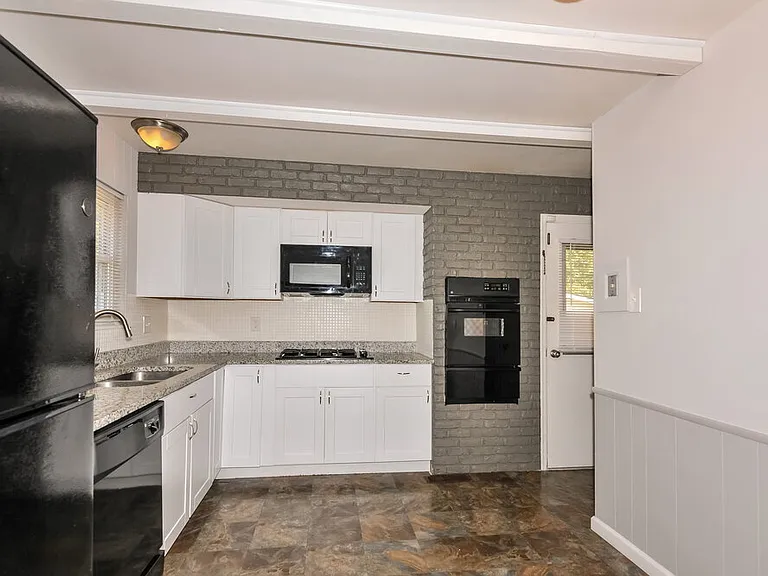 4973 Bristol Rock Rd — Photo 7