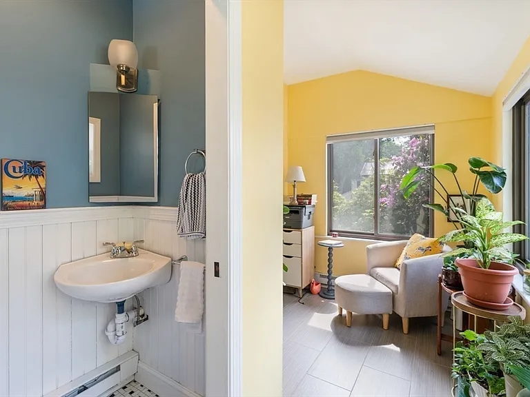 31 Braeburn Rd — Photo 12