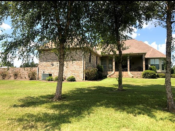 4th image of 405 N Hill Dr