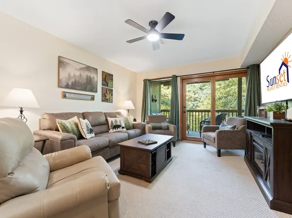 (undisclosed Address), Reeds Spring, MO 65737