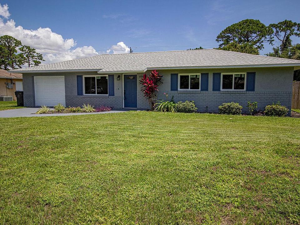 1st image of 370 Oleander Pl