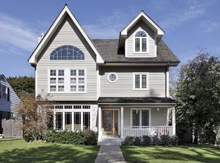 615 Melrose Ave, Kenilworth, IL
