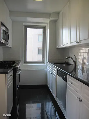 Rented by Citi Habitats | media 3