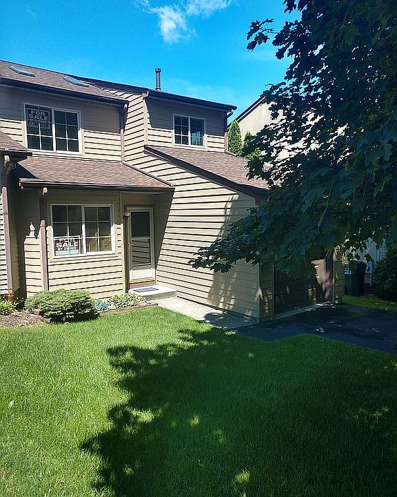 1st image of 92 Sterling Pl