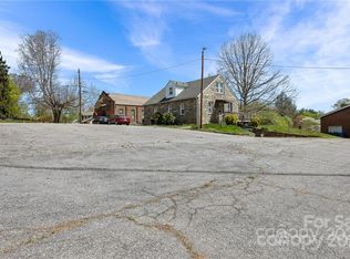 98 Pennsylvania Ave, Asheville, NC 28806