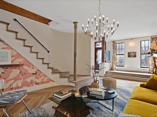 389 12th Street image 1 of 35