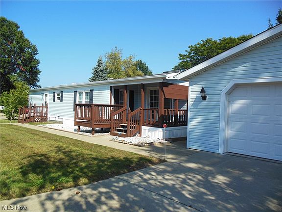 2nd image of 2651 Lake Breeze Dr