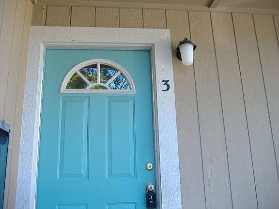 4th image of 235 N Church St APT 3