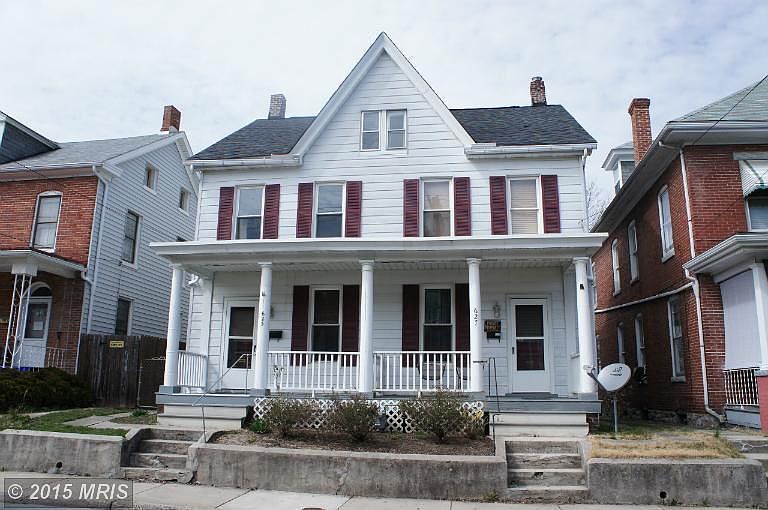 2nd image of 625 N Mulberry St