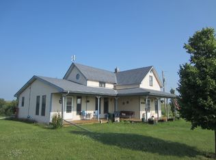 412 S 10th Rd, Palmyra, NE 68418