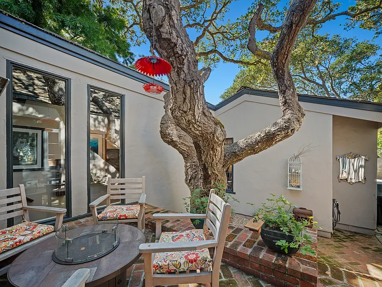 24262 Cabrillo St — Photo 17
