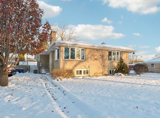 2945 S Scott St, Des Plaines, IL 60018