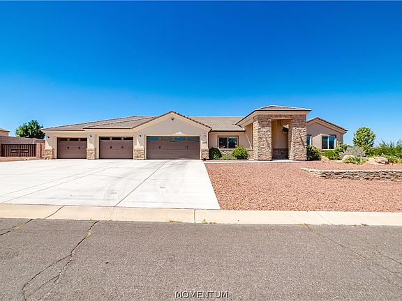 4th image of 2347 Pueblo Drive